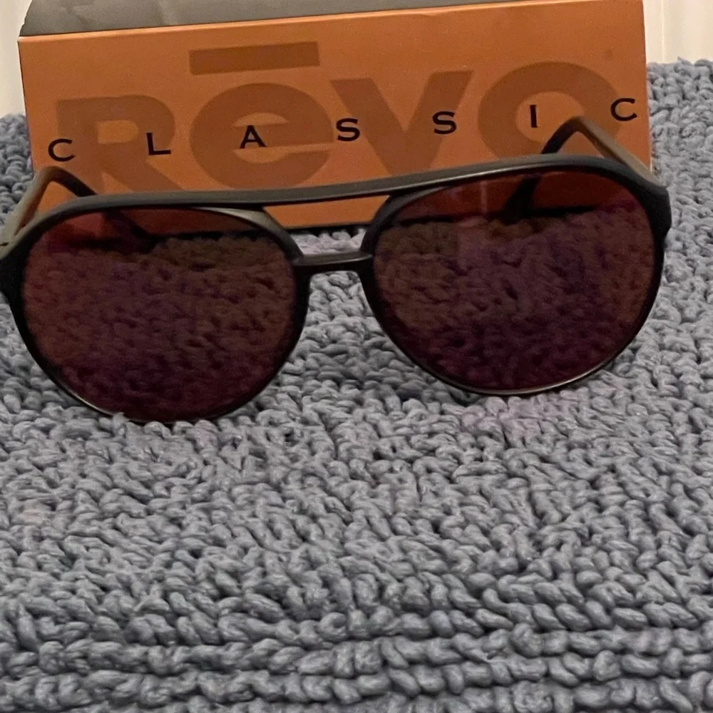 Revo Grand Venture Violet Lenses Aviator Vintage Sunglasses
